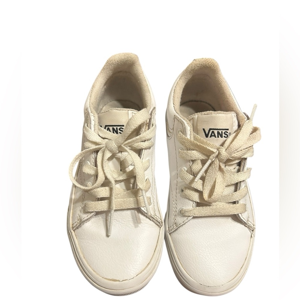 Vans Kids Shoes in White and Cream